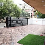 Hotel Mudra, Kondhwa