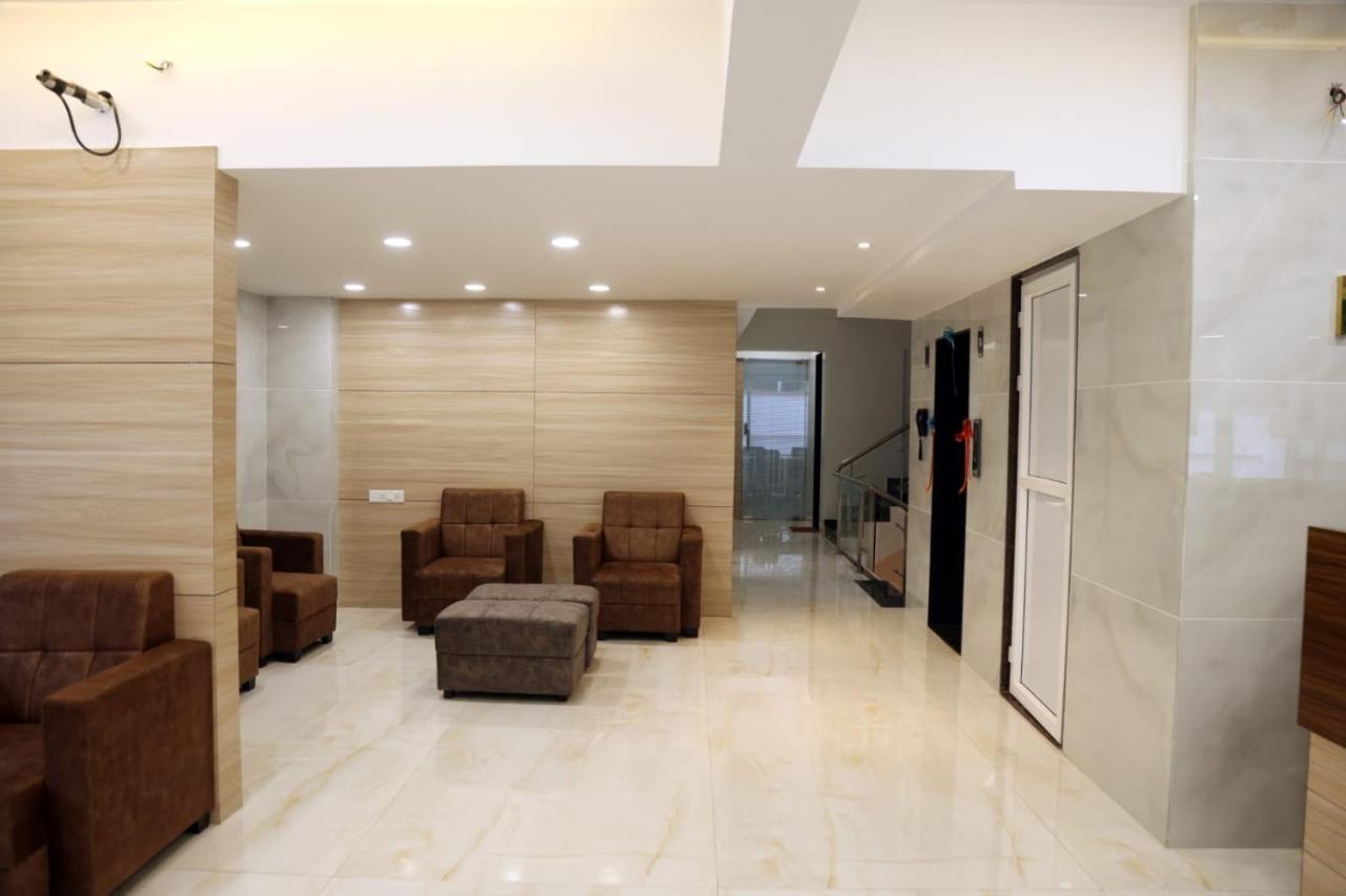 Mudra, Kondhwa Hotel